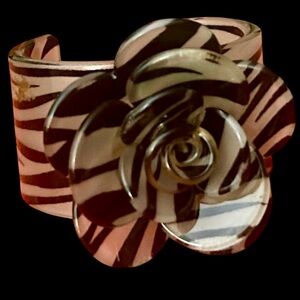 Elegant Black and White Acrylic  Floral Cuff Bracelet